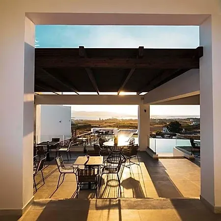 Kouros Blanc & Parikia (Paros)