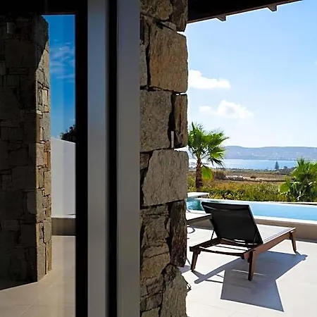 Kouros Blanc & Hotel Parikia (Paros)