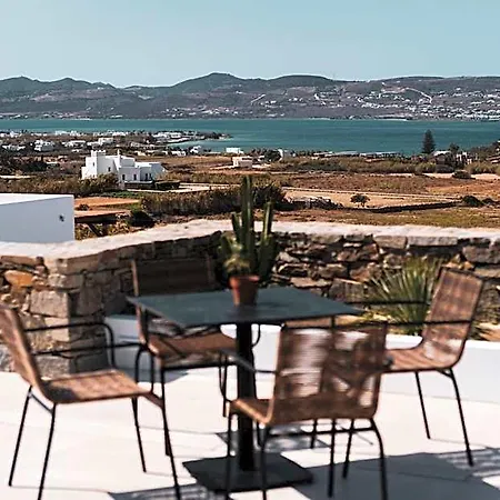Kouros Blanc & Hotel Parikia (Paros)
